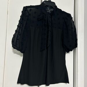AUW Elegant Black Textured Blouse